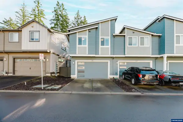 6268 SE Harkness Ln, Hillsboro, OR 97123