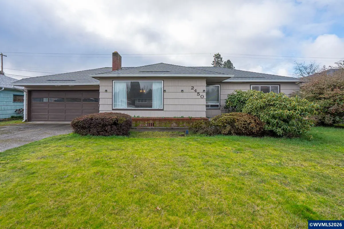 2450  Edgewood Av NE, Salem, OR 97301 - #1