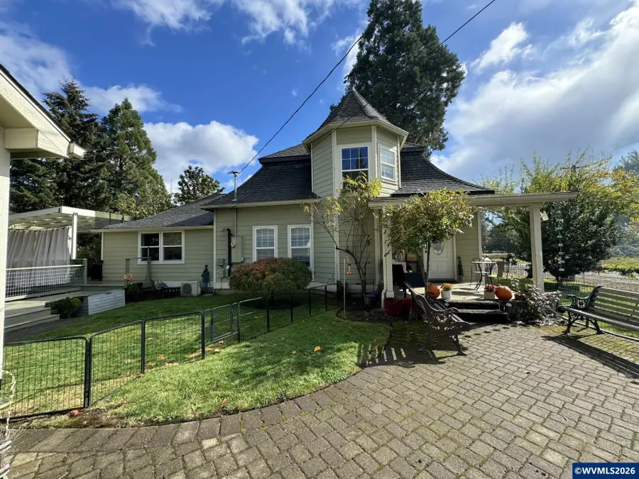 260 S Main St, Falls City, OR 97344 - Image #3