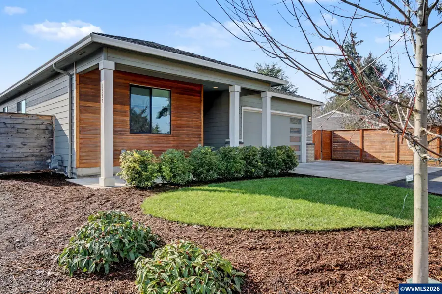 1687  Wilson Ct, Monmouth, OR 97361 - #2