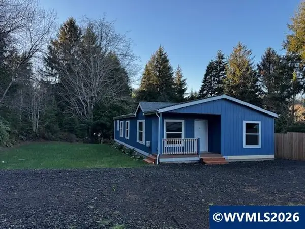 1680 SE Jefferson St, Waldport, OR 97394