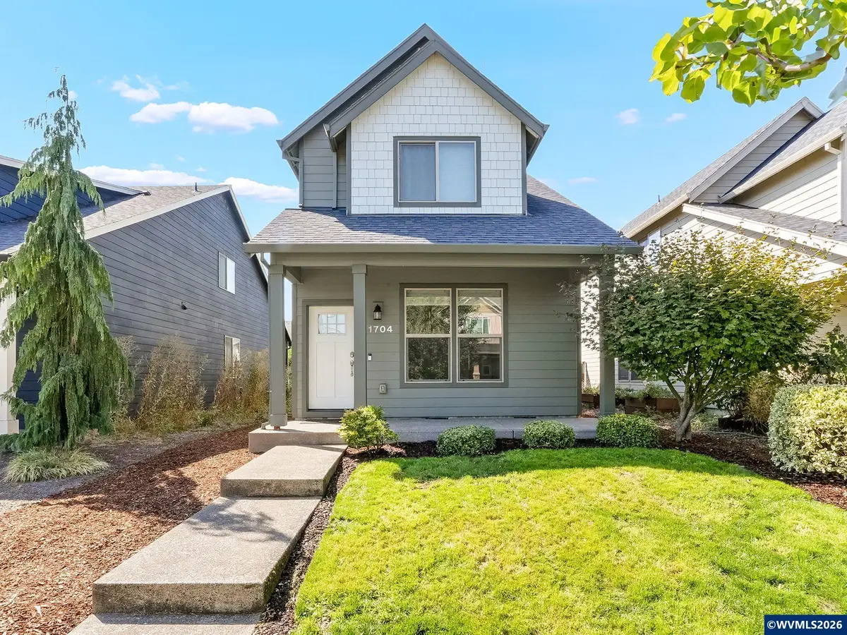 1704  Wood Duck St, Silverton, OR 97381 - Image #1