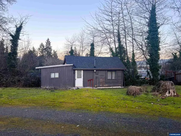 1235  4th Av, Sweet Home, OR 97386