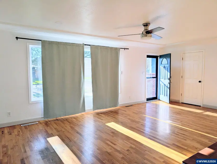 3115  14th Av SE, Albany, OR 97322 - Image #2