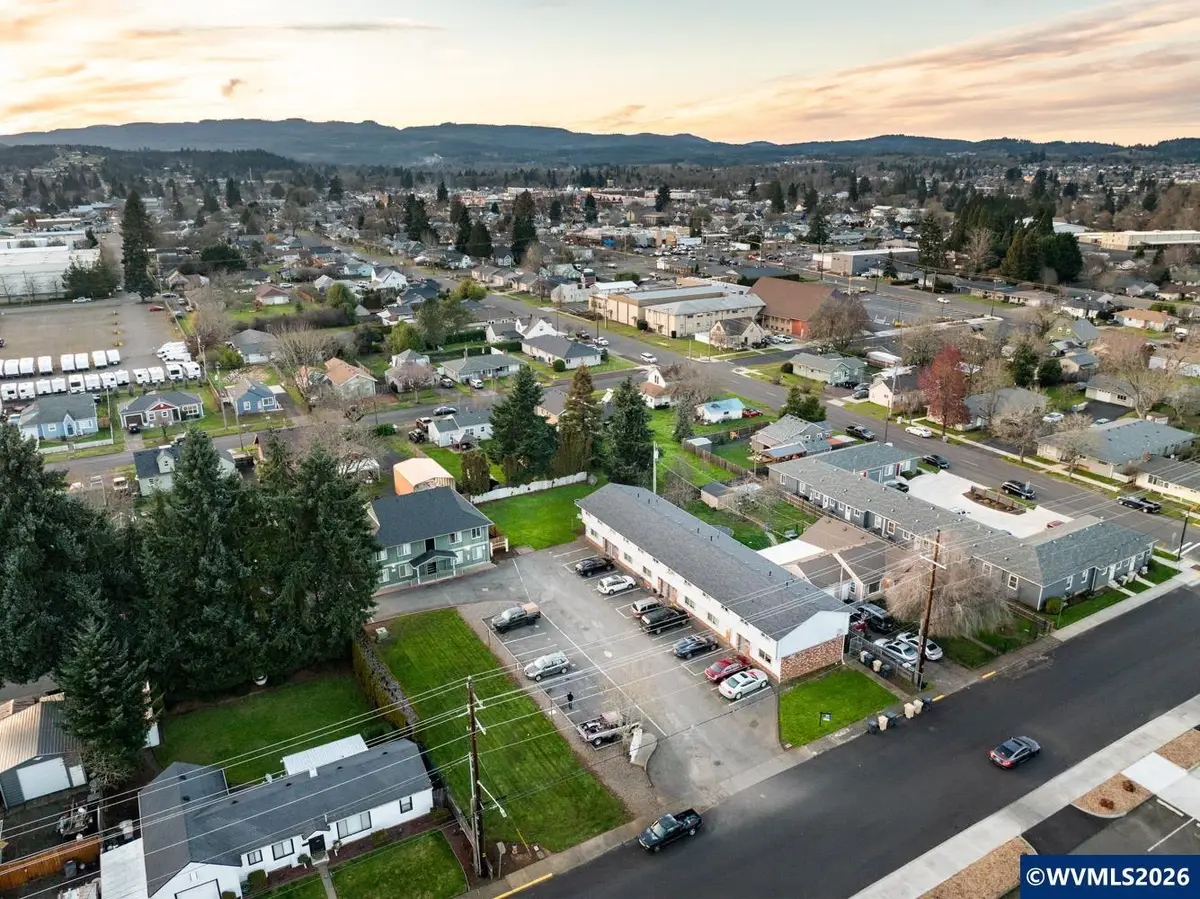 1267 SE Holman Av, Dallas, OR 97338 - Image #1