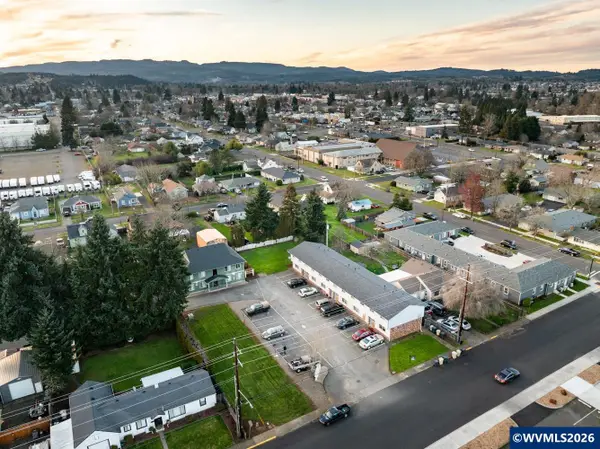 1267 SE Holman Av, Dallas, OR 97338