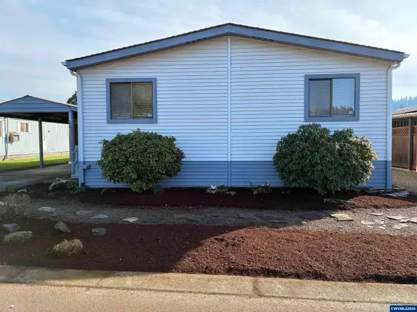 1307 S Water (#25) St, Silverton, OR 97381