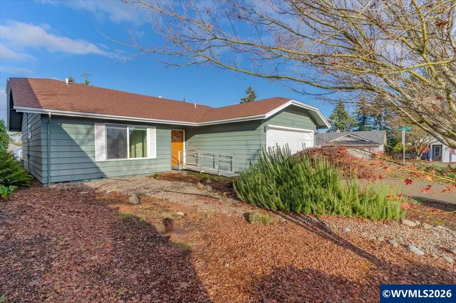 1694  Sunrise Cir NW, Salem, OR 97304 - Image #3