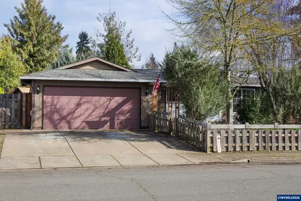 2728 S 8th St, Lebanon, OR 97355