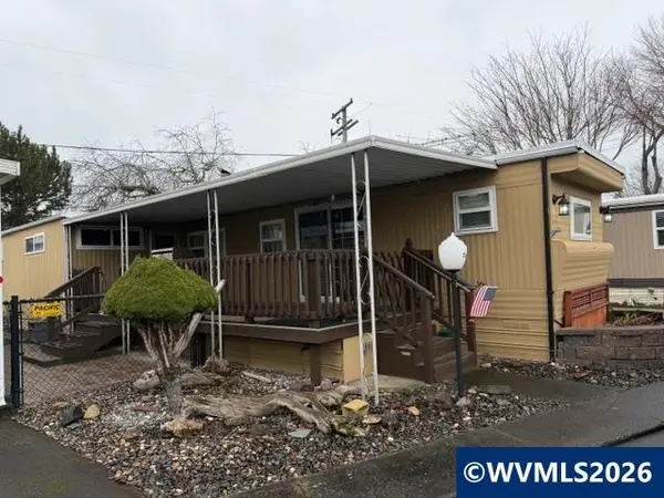 16901 SE Division St, Portland, OR 97236