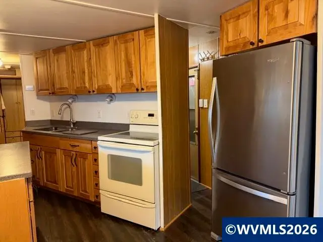 16901 SE Division St, Portland, OR 97236 - Image #3