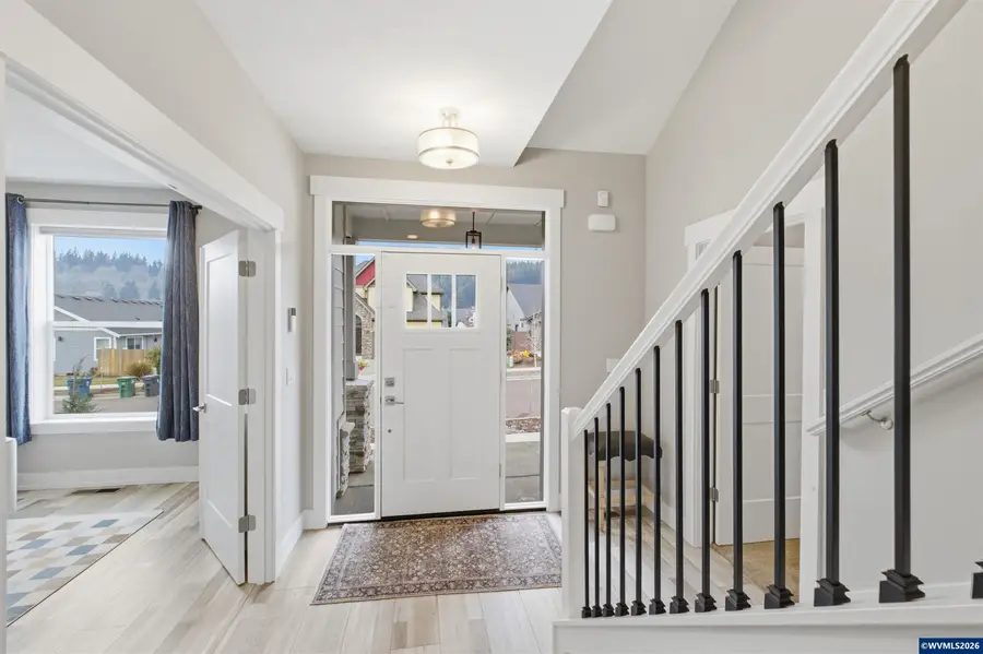 816  Riley Dr, Silverton, OR 97381 - #3