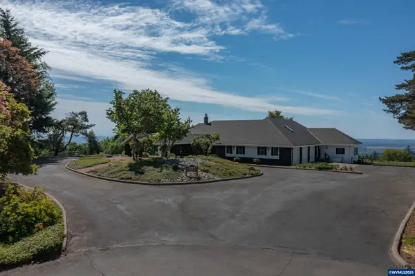 3794  East Nanitch Cir SE, Salem, OR 97306