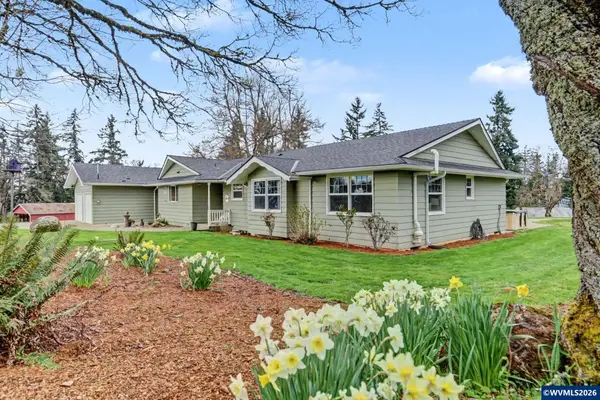 5910  Davis Creek Rd NE, Silverton, OR 97381