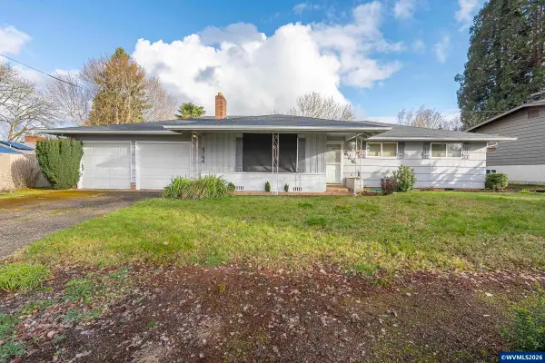 4744  Nina Av SE, Salem, OR 97302