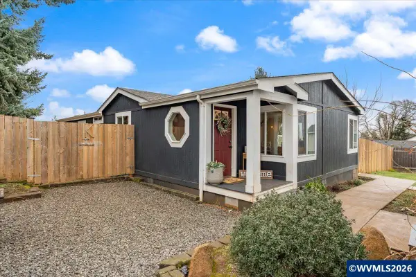 135  Steelhammer Rd, Silverton, OR 97381