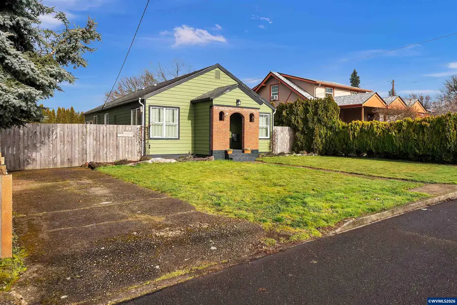 605  Hickory St NE, Salem, OR 97301 - Image #3