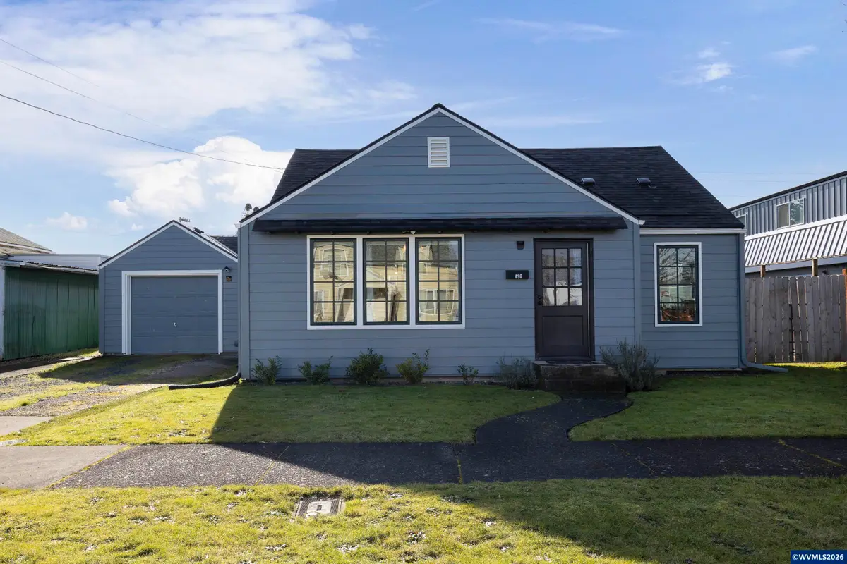 490 W Maple St, Lebanon, OR 97355 - #1