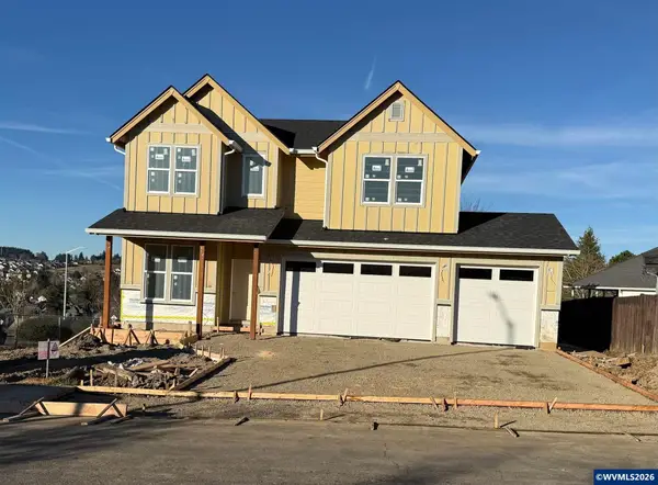 1915  Royal Crown Av NW, Salem, OR 97304