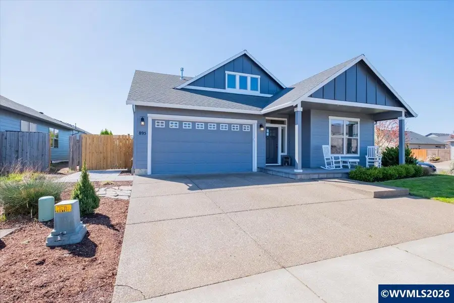 895  Chestnut St, Independence, OR 97351 - #2