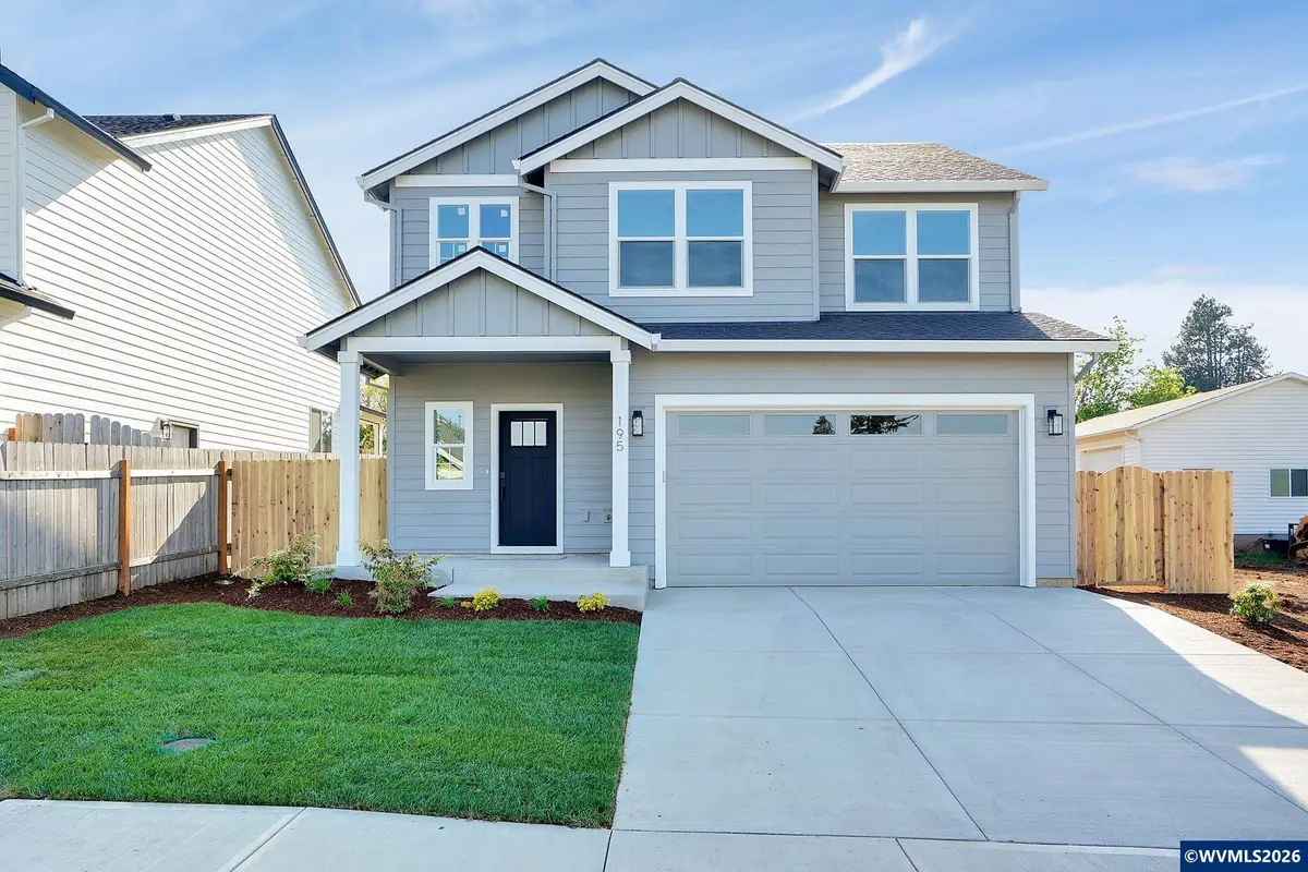 195  Iowa St, Silverton, OR 97381 - Image #1