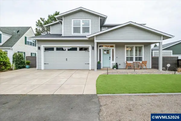 9245  Trout Pl, Gleneden Beach, OR 97388