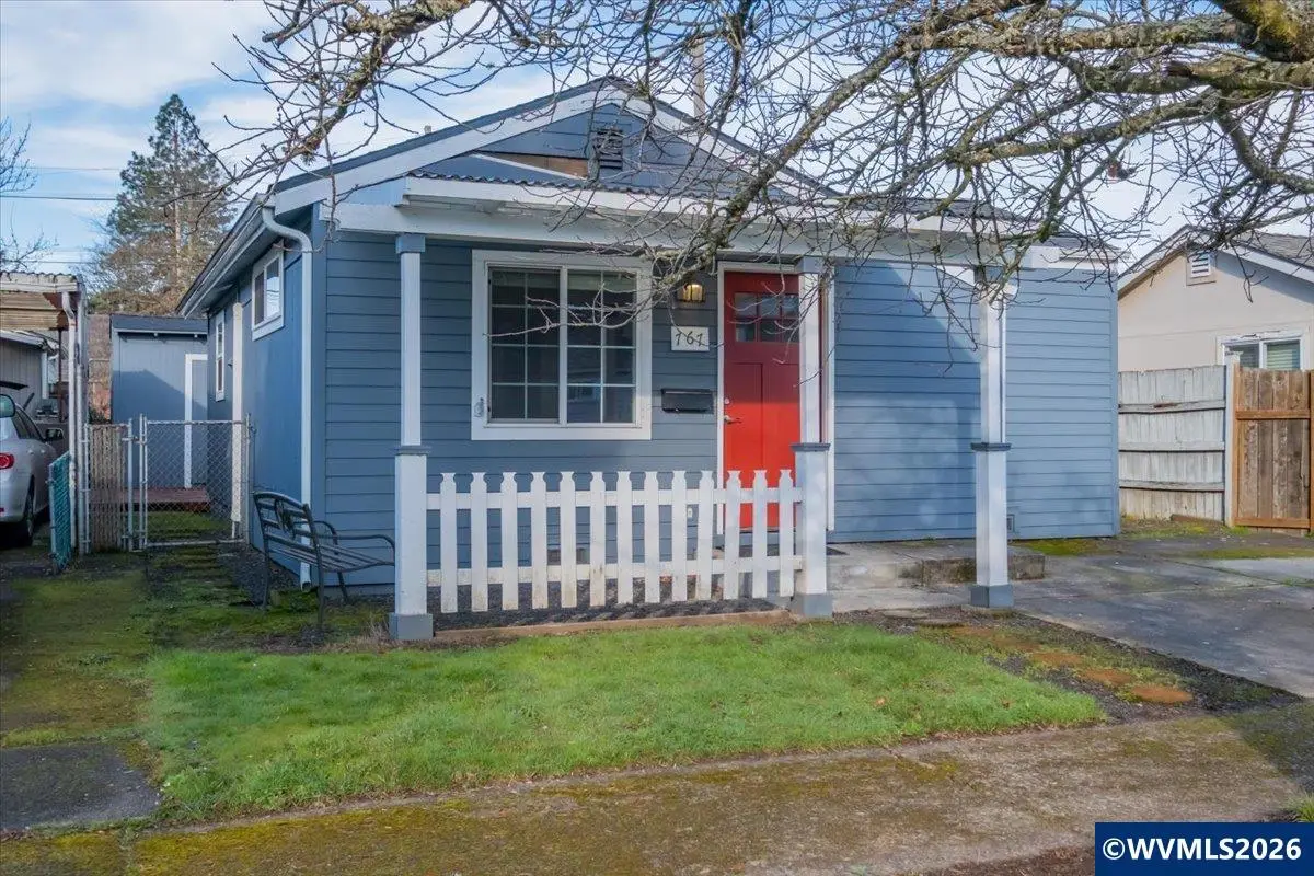 767  18th St NE, Salem, OR 97301 - Image #1