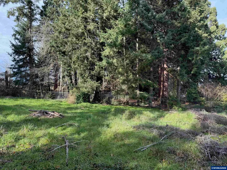 3393  Pioneer Dr SE, Salem, OR 97302 - Image #2