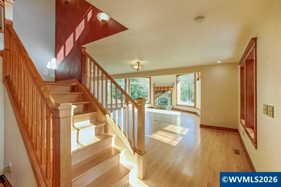 4055  Westwood Dr, Tillamook, OR 97141 - #2