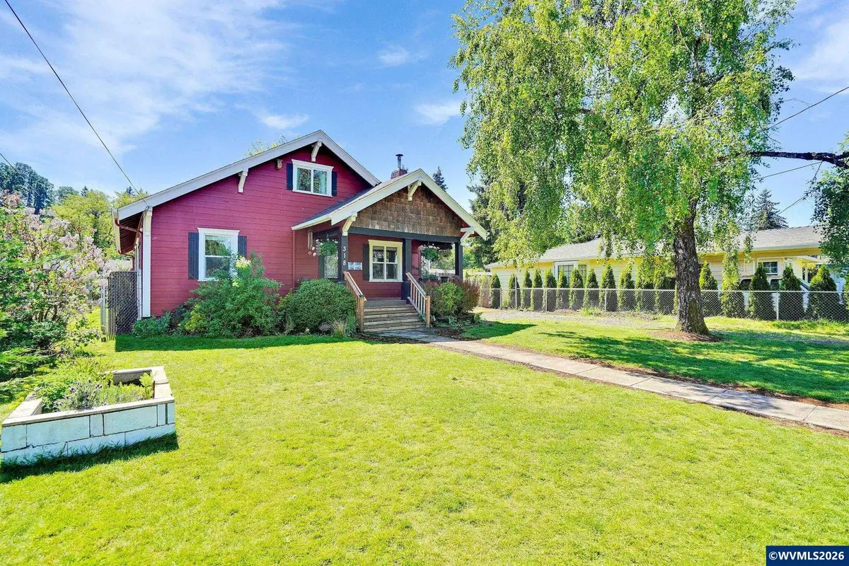 318  Koons St, Silverton, OR 97381 - #1