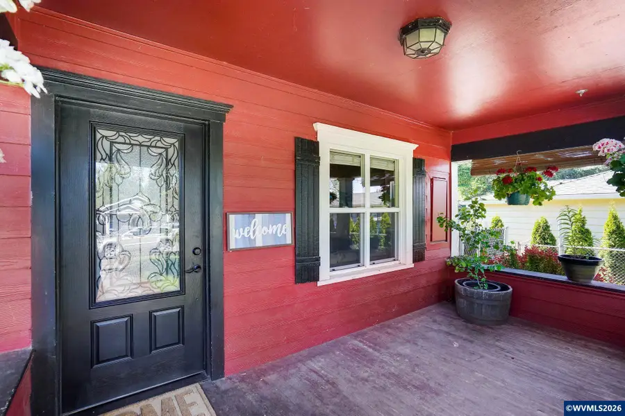 318  Koons St, Silverton, OR 97381 - #3