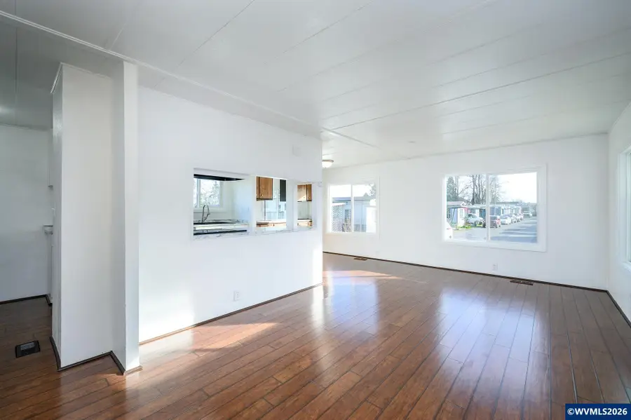 500 N Gilwood St, Carlton, OR 97111 - #3