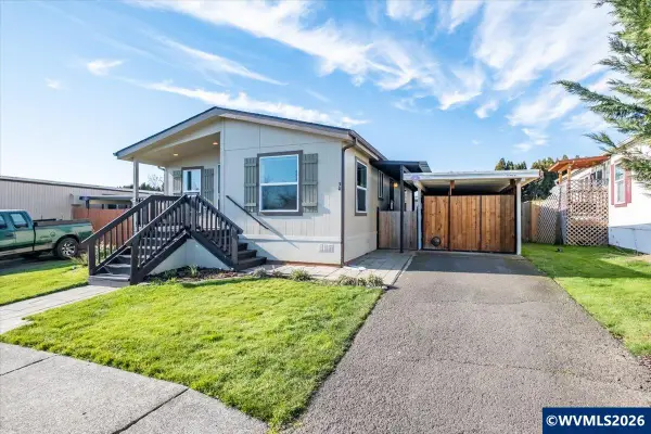 830 N Main (#30) St, Mt Angel, OR 97362