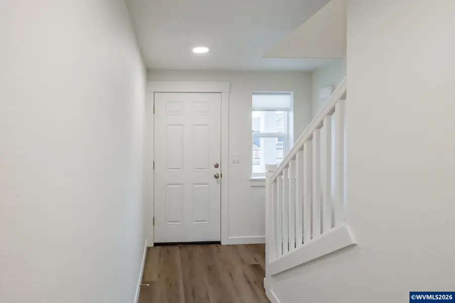 897 SE Blackbird Av, Albany, OR 97322 - #2