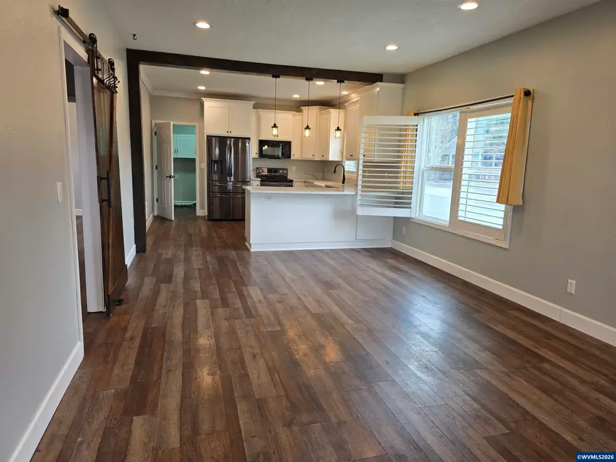 302  Jersey St, Silverton, OR 97381 - #2