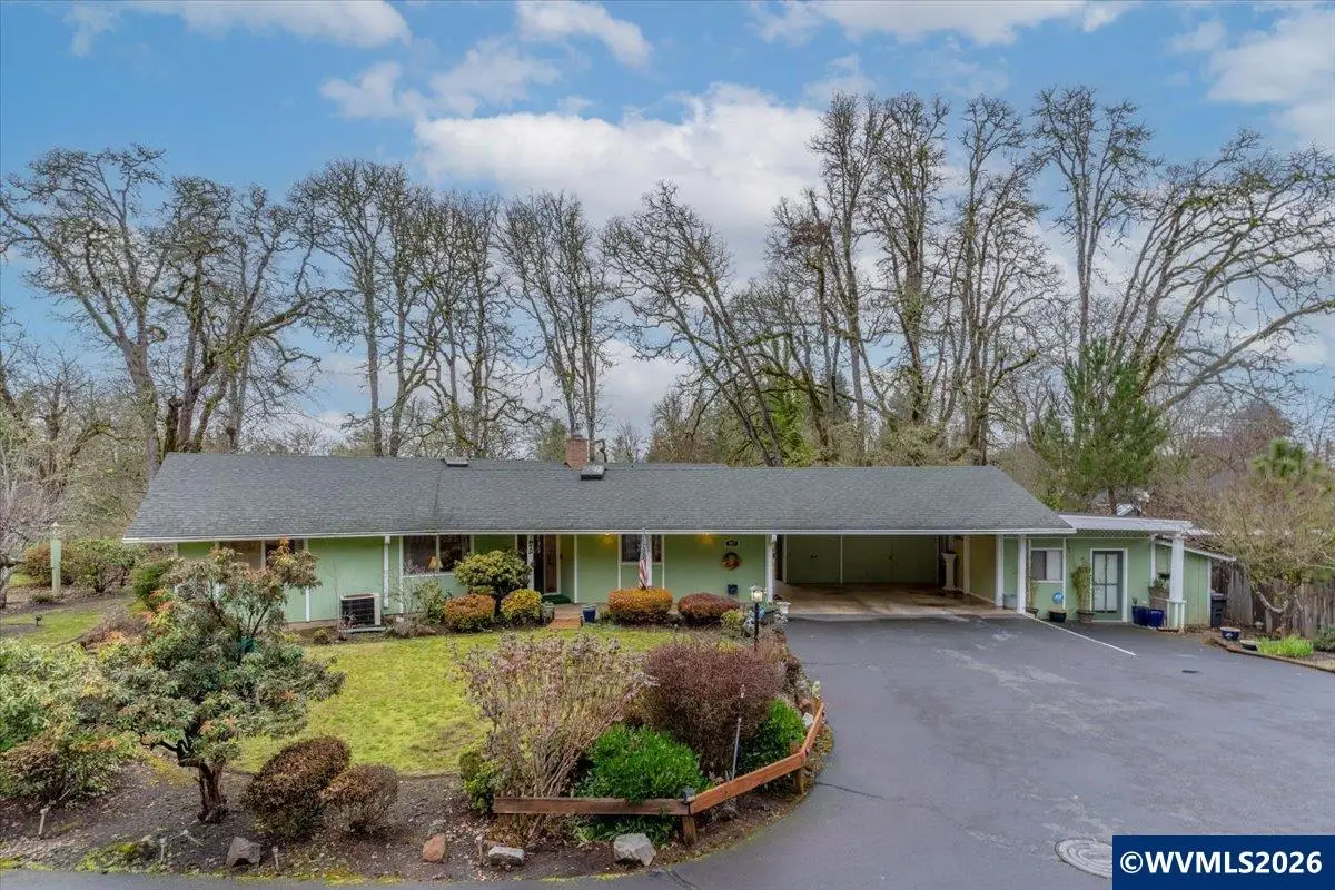 989 SW Hunter St, Dallas, OR 97338 - #1