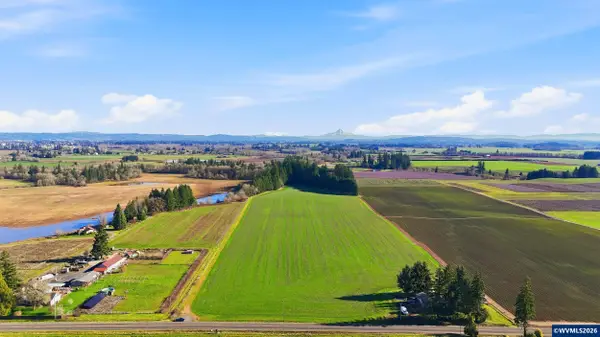 3678 SW Golf Course Rd Rd, Cornelius, OR 97113