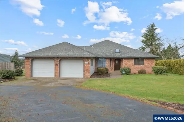 6593  Rippling Brook Dr SE, Salem, OR 97317