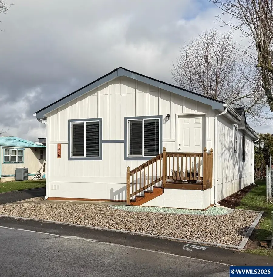 176  Clearwater Av NE, Salem, OR 97301 - #2