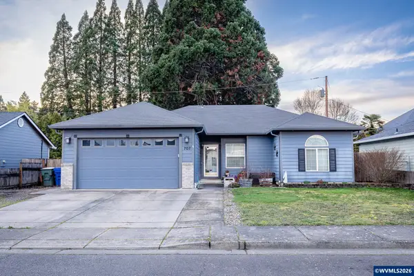 707  Horseback Ct NE, Salem, OR 97301