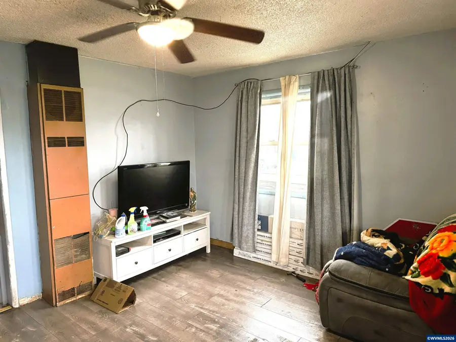 1547  Oak St SE, Salem, OR 97301 - #2