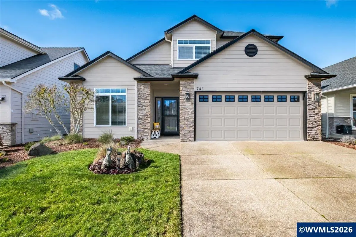 745 SE Glendover Ln, Dallas, OR 97338 - #1