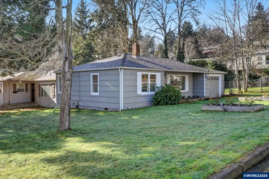 820  West Vista Av S, Salem, OR 97302 - #2