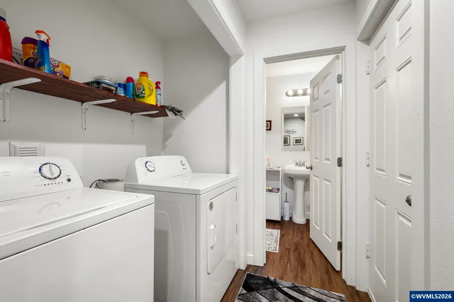 1288  44TH Av, Sweet Home, OR 97386 - #3