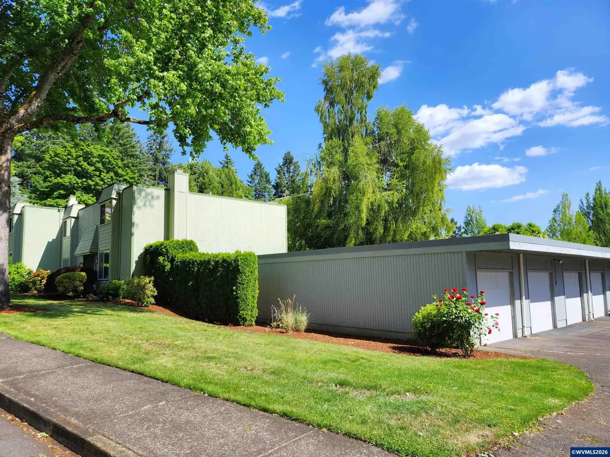 1050  Cardinal St NW, Salem, OR 97304 - #1