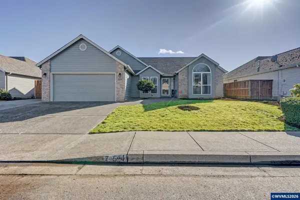 754  Pinehurst Av NE, Keizer, OR 97303