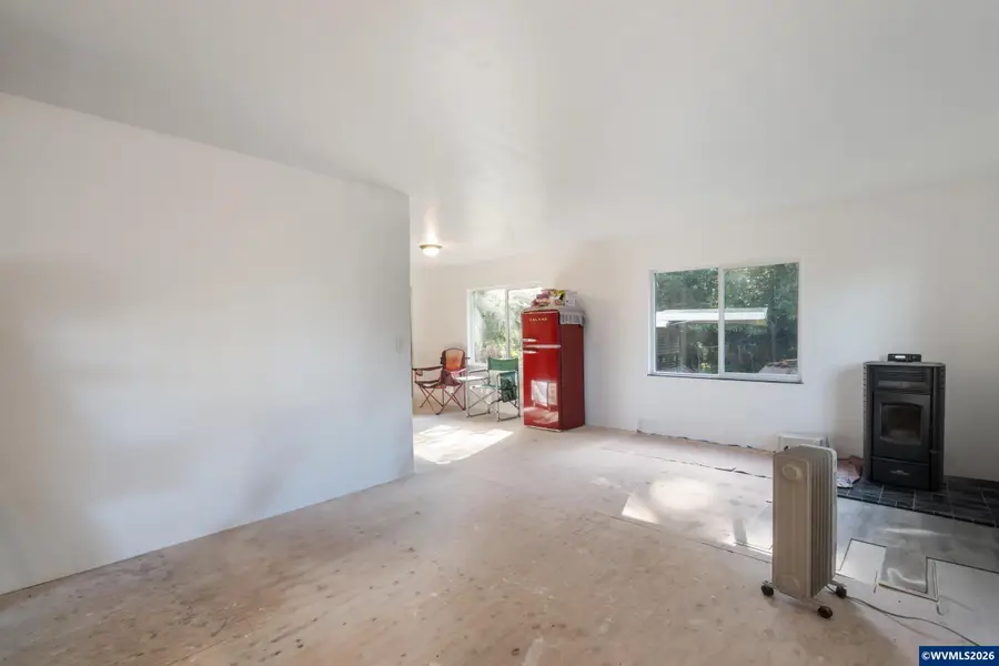 1445 S Crestline Dr, Waldport, OR 97394 - #2
