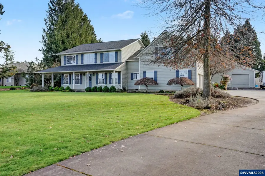 742 E Main St, Sublimity, OR 97385 - #2