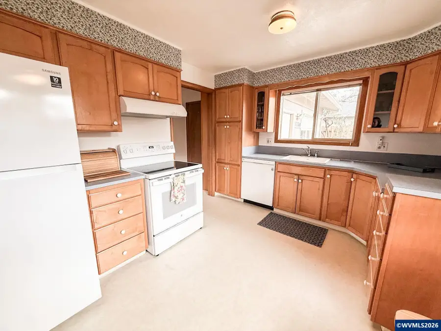 1730 NW Menlo Dr, Corvallis, OR 97330 - #3