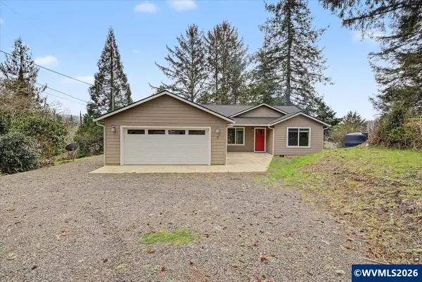 9 N Moolack Wy, Otis, OR 97368